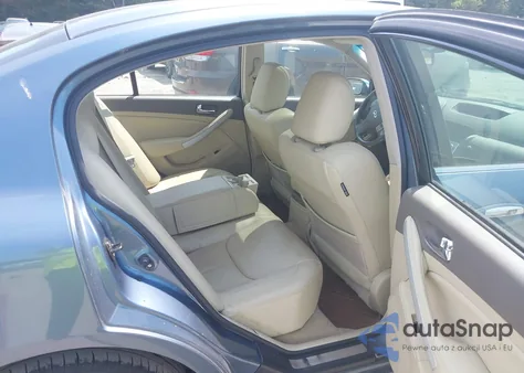 2006 Infiniti G35X from USA, damaged, VIN JNKCV51F46M615892